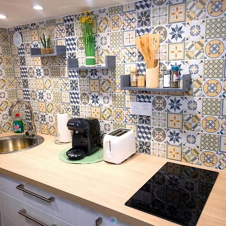Castle Breeze Apartment